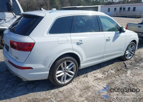 2017 Audi Q7 3.0T Premium из США, поврежденный, VIN WA1VAAF71HD058520